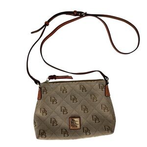 Dooney & Bourke Crossbody Pouchette Tan/Cream Monogram Canvas
